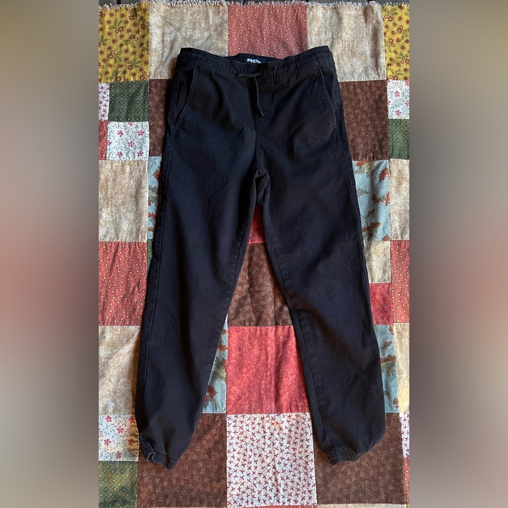 Tilly’s RSQ Boys Large Black Twill Joggers